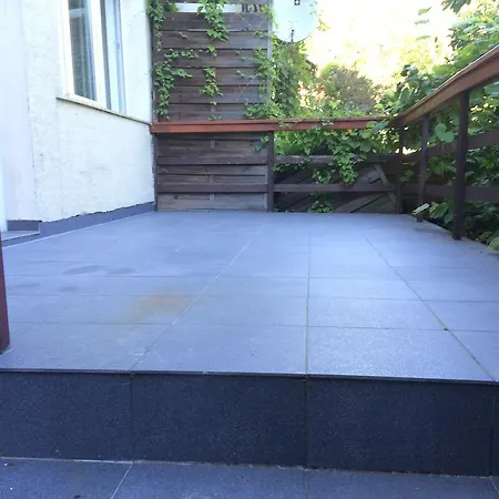 Werb Airport Pensjonat *